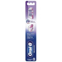Зубна щітка Oral-B Pro 3D White "Відбілювання" (середня жорсткість)