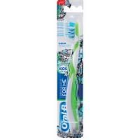 Зубная щетка для детей Oral-B Stages экстра мягкая 8+, 1 шт
