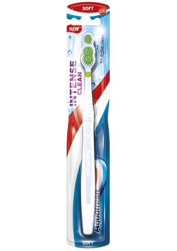 Зубная щетка Aquafresh Intense Clean, 1 шт