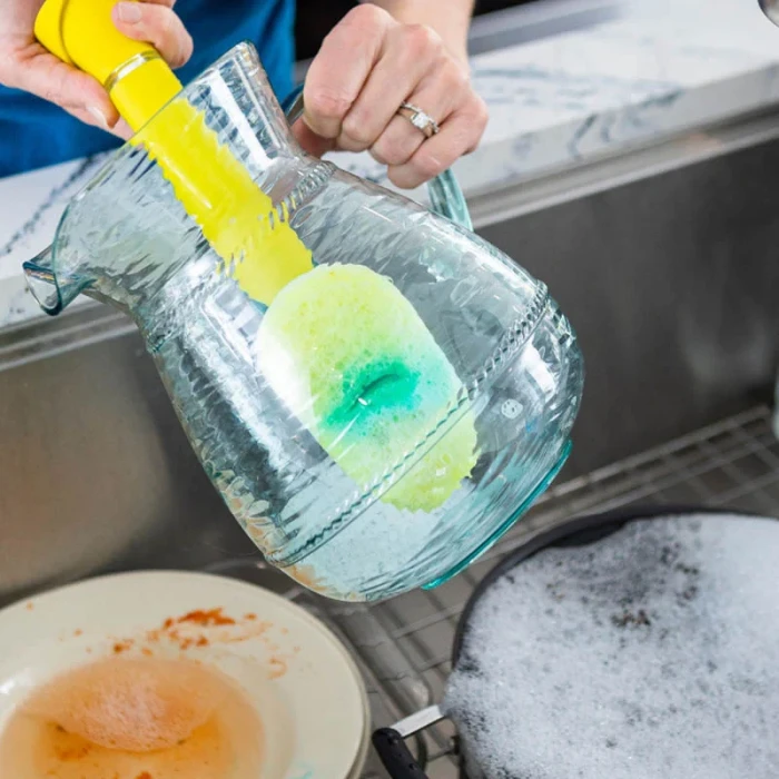 Губка-скрабер с ручкой Scrub Daddy, 1шт - 